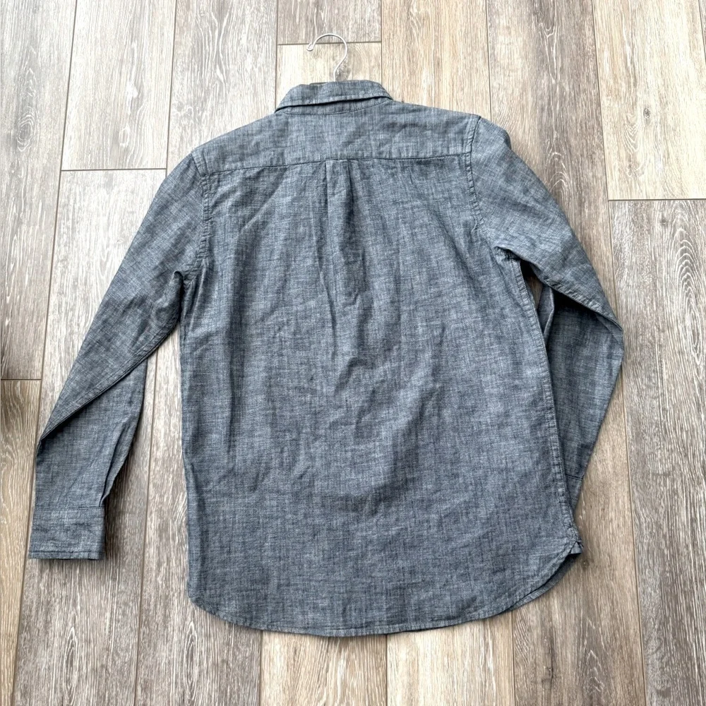 GAP  XXL (14-16) teenage kids 100% cotton shirt like new condition